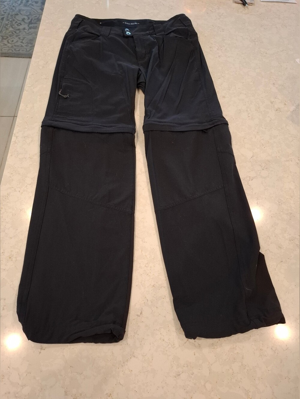 Columbia Womens Size 10 Short Black Convertible Zip-Off Hiking Pants